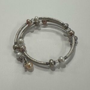 Vantel Pearls Silver Blush Pearl Bracelet with peach pearl